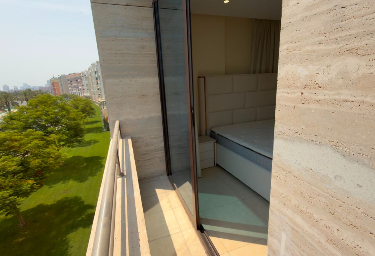 LUXURY 1 BHK | FULLY FURNISHED | GIARDINO, PEARL thumbnail 12