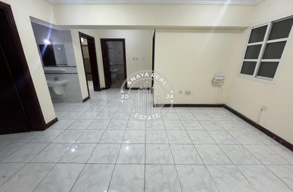 Apartment - 2 Bedrooms - 2 Bathrooms for rent in Al Mansoura - Al Mansoura - Doha