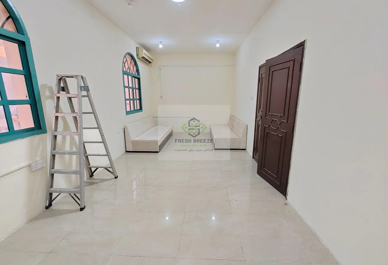 61899424 - Property Main Image
