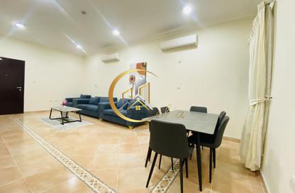 Apartment - 2 Bedrooms - 2 Bathrooms for rent in Bin Omran 35 - Fereej Bin Omran - Doha