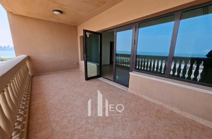 Apartment - 2 Bedrooms - 3 Bathrooms for rent in West Porto Drive - Porto Arabia - The Pearl Island - Doha