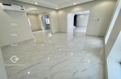 Villa - 4 Bedrooms - 4 Bathrooms for rent in Muraikh - AlMuraikh - Doha