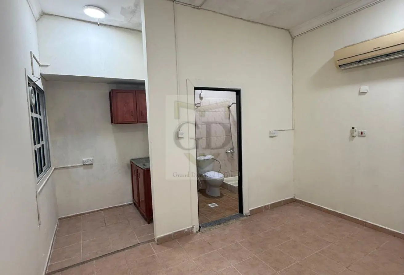 64255415 - Property Main Image