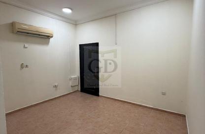 Apartment - Studio - 1 for rent in Al Maamoura - Al Maamoura - Doha Apartment - Studio - 1 for rent in Al Maamoura - Al Maamoura - Doha