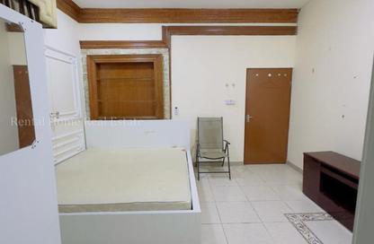 Apartment - Studio - 1 for rent in Al Duhail - Al Duhail - Doha