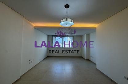 Apartment - 1 Bedroom - 2 Bathrooms for rent in Viva East - Viva Bahriyah - The Pearl Island - Doha