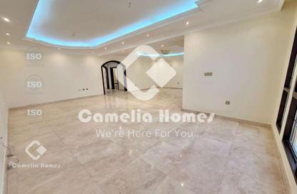 Villa - 5 - 7 for rent in Madinat Khalifa South - Madinat Khalifa - Doha