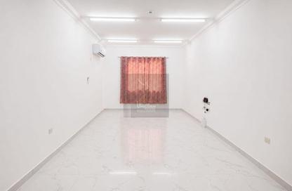 Apartment - 2 Bedrooms - 2 Bathrooms for rent in Down Town - Down Town - Al Khor