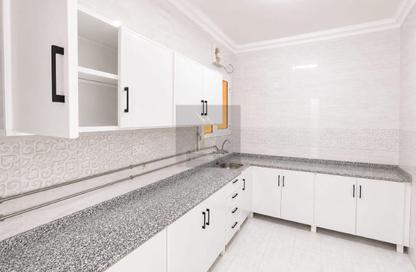 Apartment - 2 Bedrooms - 2 Bathrooms for rent in Down Town - Down Town - Al Khor