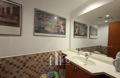 Apartment - 2 Bedrooms - 3 Bathrooms for rent in East Porto Drive - Porto Arabia - The Pearl Island - Doha