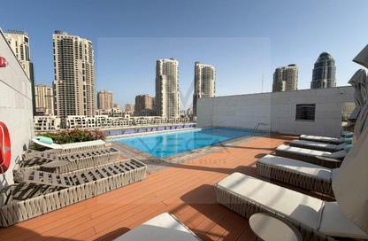 Apartment - 3 Bedrooms - 4 Bathrooms for rent in Crystal Residence - Gewan Island - The Pearl Island - Doha