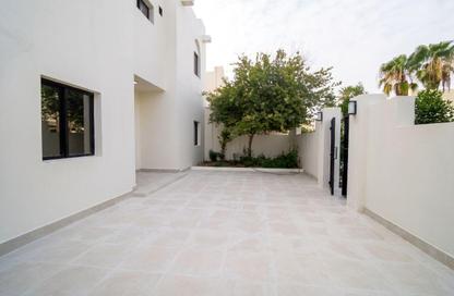 Villa - 5 Bedrooms - 6 Bathrooms for rent in Old Airport Road - Old Airport Road - Doha