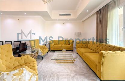 Apartment - 1 Bedroom - 2 Bathrooms for rent in East Porto Drive - Porto Arabia - The Pearl Island - Doha