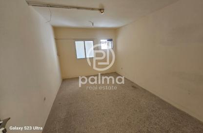 Labor Camp - Studio - 7+ Bathrooms for rent in Industrial Area 5 - Industrial Area - Industrial Area - Doha