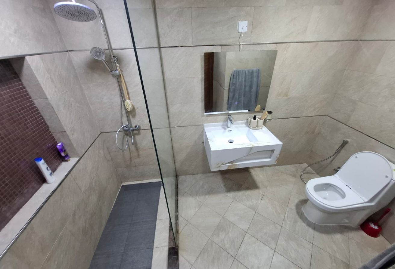 2bhk fully furnished only in 7000 excluding bills thumbnail 12