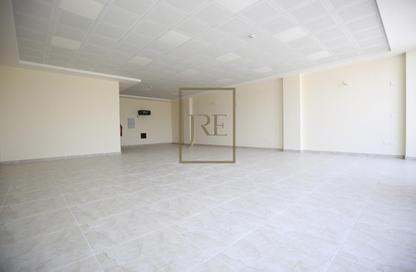 Office Space - Studio - 1 Bathroom for rent in Al Maamoura - Al Maamoura - Doha