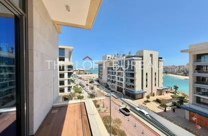 شقة - 2 غرف نوم - 3 حمامات للبيع في كريستال ريزيدنس - جزيرة جيوان - جزيرة اللؤلؤة - الدوحة