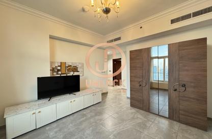 Apartment - 2 Bedrooms - 3 Bathrooms for rent in Lusail Residence - Marina District - Lusail