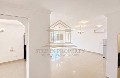 Villa - 5 Bedrooms - 5 Bathrooms for rent in Al Messila - Al Messila - Doha Villa - 5 Bedrooms - 5 Bathrooms for rent in Al Messila - Al Messila - Doha