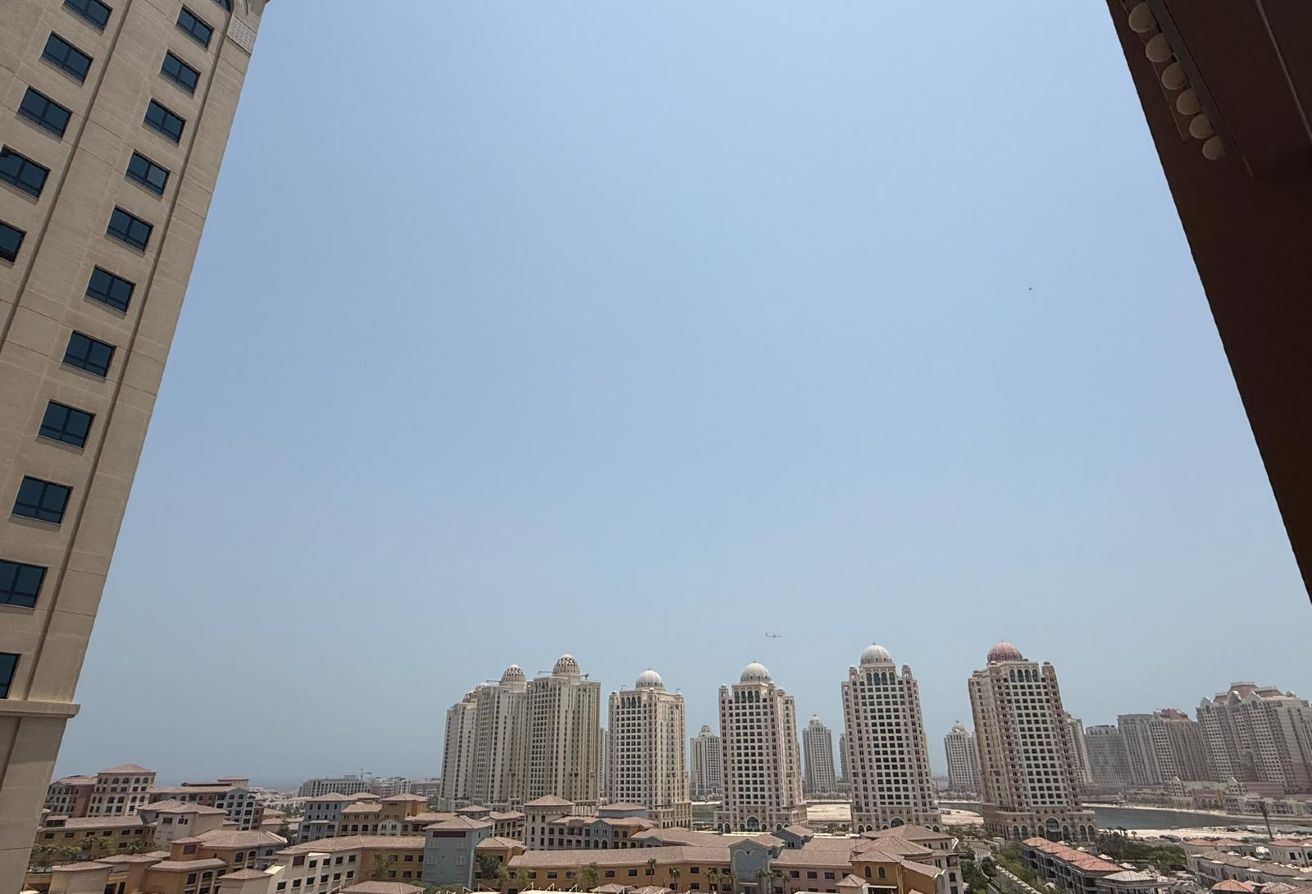 Modern 1BHK in The Pearl | Dual View thumbnail 12