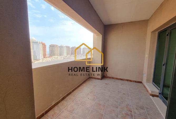 52818012 - Property Image 2