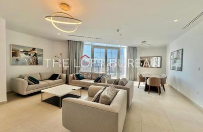 Penthouse - 3 Bedrooms - 5 Bathrooms for rent in Floresta Gardens - Floresta Gardens - The Pearl Island - Doha