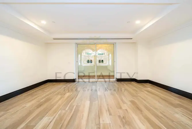 63701286 - Property Image 2