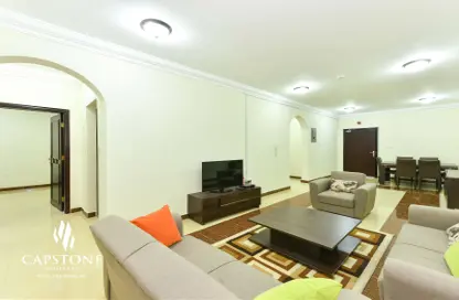 Apartment - 2 Bedrooms - 2 Bathrooms for rent in Bin Omran 35 - Fereej Bin Omran - Doha