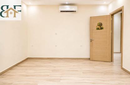 Apartment - 2 - 3 for rent in Al Mansoura - Al Mansoura - Doha