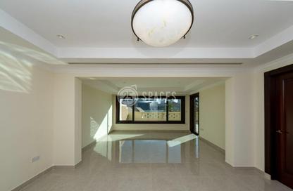 Townhouse - 1 - 2 for rent in Porto Arabia Townhouses - Porto Arabia - The Pearl Island - Doha