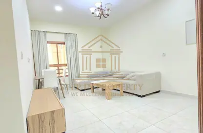 Apartment - 2 Bedrooms - 3 Bathrooms for rent in Hiteen Street - Al Muntazah - Doha