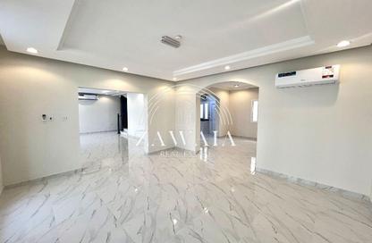 Compound - 4 Bedrooms - 4 Bathrooms for rent in Wadi Al Markh - Muraikh - AlMuraikh - Doha