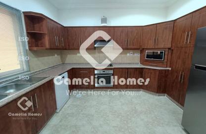 مجمع سكني - 4 غرف نوم - 4 حمامات للايجار في مريخ - المريخ - الدوحة
