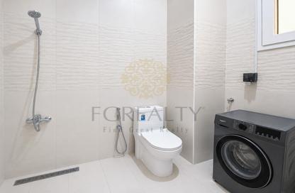 Apartment - 2 Bedrooms - 2 Bathrooms for rent in Al Nasr Street - Al Nasr - Doha