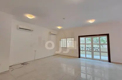 Villa - 3 Bedrooms - 4 Bathrooms for rent in Al Luqta - Al Luqta - Doha