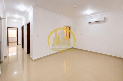Apartment - 1 Bedroom - 1 Bathroom for rent in Bin Omran 35 - Fereej Bin Omran - Doha Apartment - 1 Bedroom - 1 Bathroom for rent in Bin Omran 35 - Fereej Bin Omran - Doha
