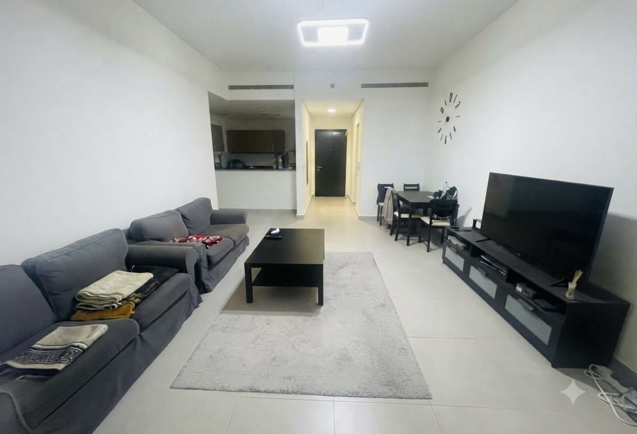 ELEGANT 1BEDROOM FULLY FURNISHED WITH BALCONY thumbnail 11