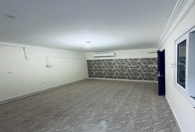 55378900 - Property Image 2