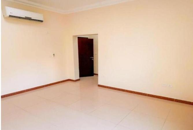 54347740 - Property Image 2