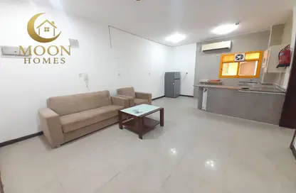 Apartment - 1 Bedroom - 1 Bathroom for rent in Umm Ghuwalina - Umm Ghuwailina - Doha