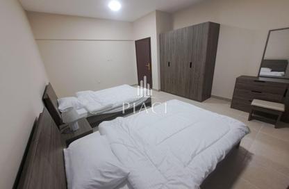 Apartment - 2 Bedrooms - 2 Bathrooms for rent in Al Mansoura - Al Mansoura - Doha