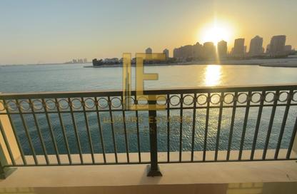 Apartment - Studio - 1 Bathroom for rent in Viva West - Viva Bahriyah - The Pearl Island - Doha