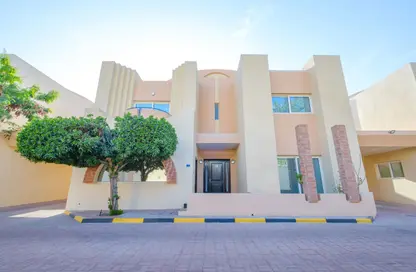 Villa - 4 Bedrooms - 5 Bathrooms for rent in Le mirage Village - D-Ring Road - D-Ring - Doha