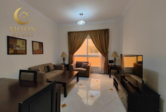 1005916 - Property Image 2