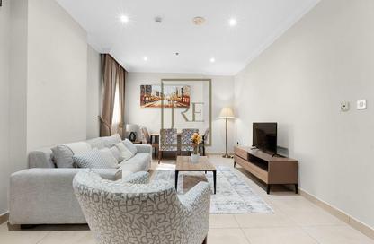 Apartment - 1 Bedroom - 2 Bathrooms for rent in Salaja Street - Doha Al Jadeed - Doha