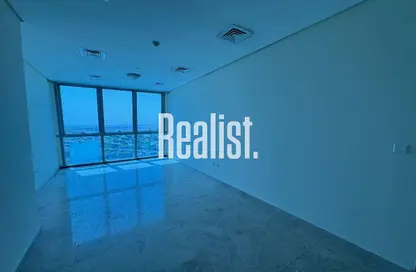 Apartment - 2 Bedrooms - 2 Bathrooms for rent in Zig Zag Towers - West Bay - Doha