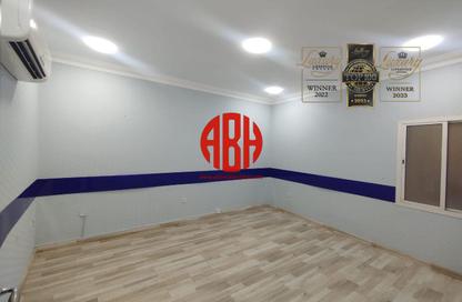 Office Space - Studio - 1 Bathroom for rent in Bin Omran 35 - Fereej Bin Omran - Doha