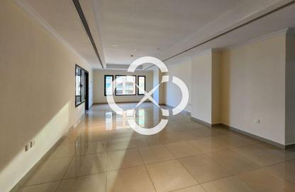 Apartment - 1 Bedroom - 2 Bathrooms for rent in East Porto Drive - Porto Arabia - The Pearl Island - Doha