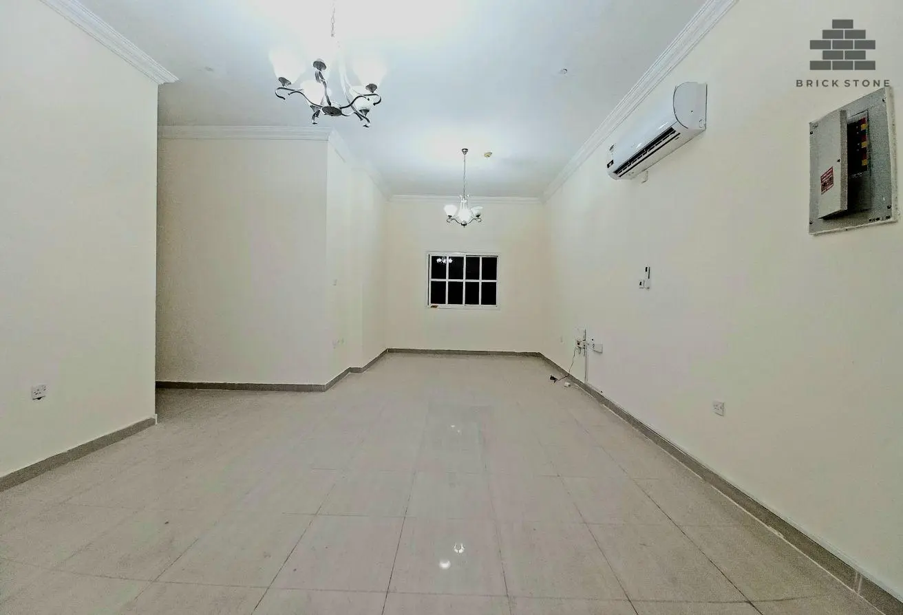 63249054 - Property Main Image