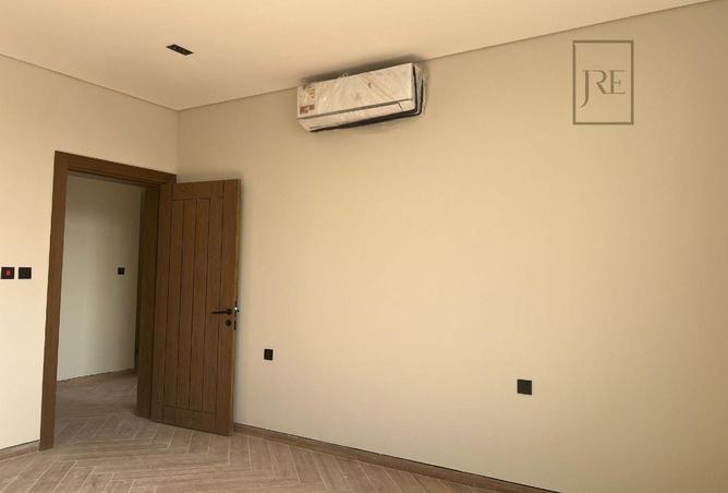 1023587 - Property Image 3